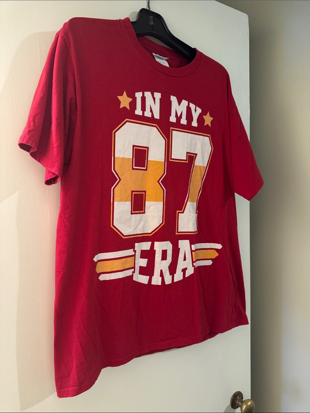 Taylor Swift/Travis Kelce 87 Era Tee Shirt L - GUC